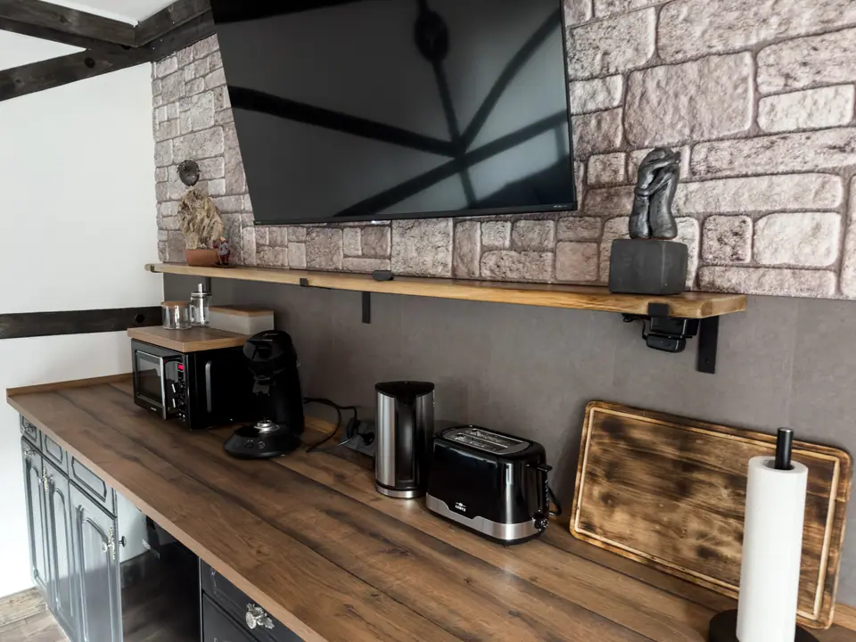 Coffee machine, kettle and toaster